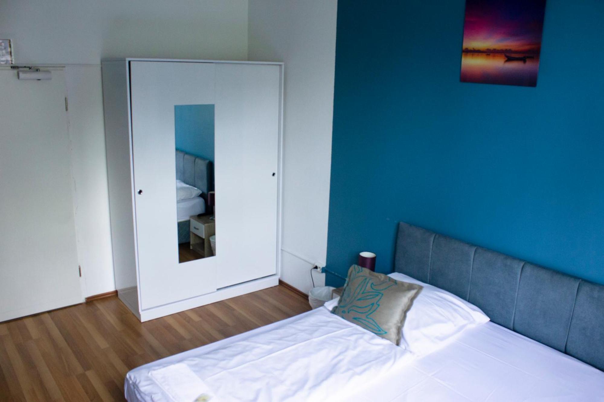 Metropol Hostel